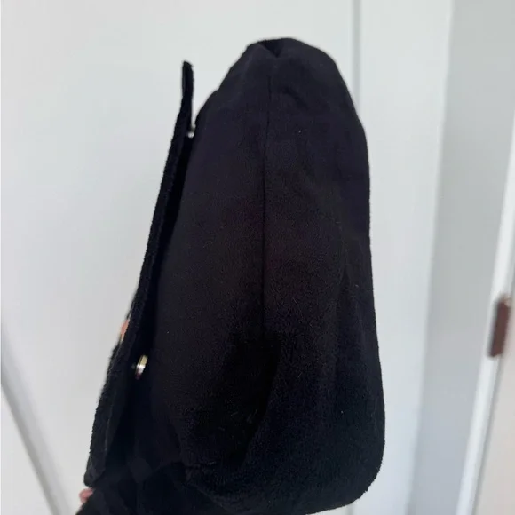 Chanel Black Shoulder/Crossbody authentic GWP - Picture 7 of 13